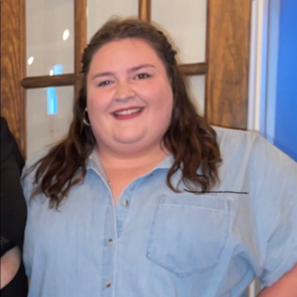 Meet your Posher, Courtney